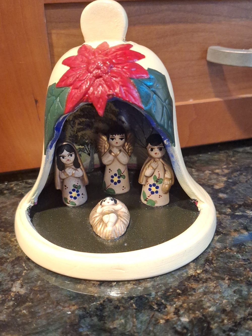 Handmade/handpInted Ceramic Nativity Bell Made In Mexico